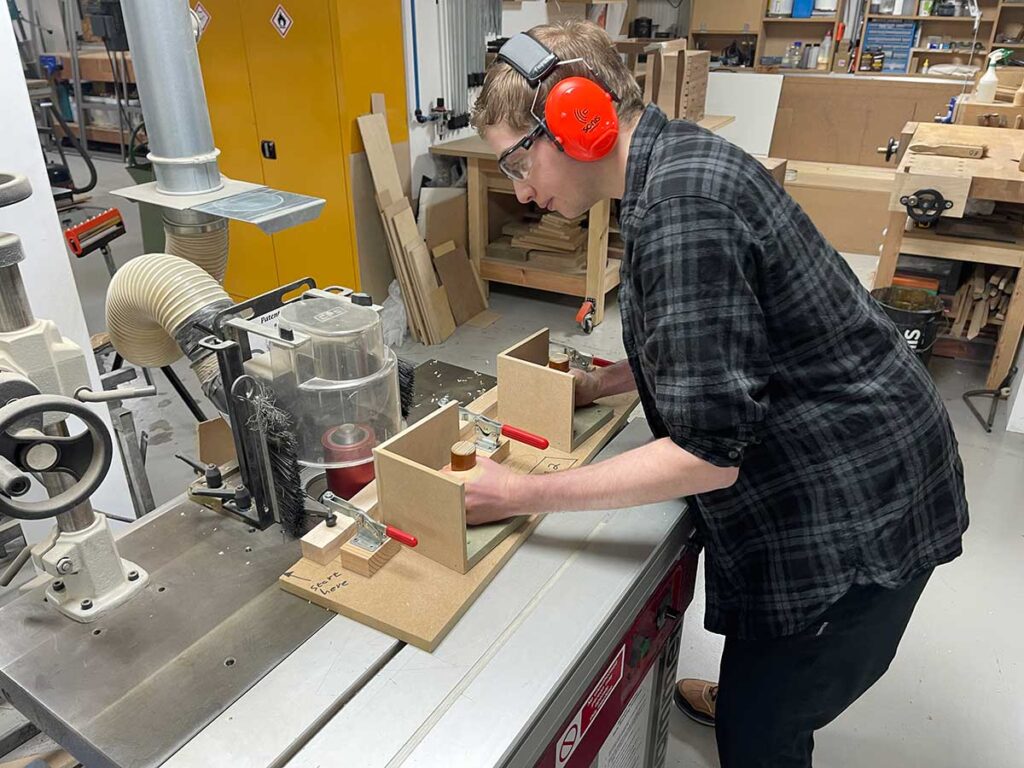 Stool Making Week at RHS. Theo Cook Fine Furniture Tutor