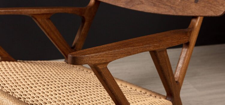 Ian Burnell, RHS Student Awarded a Bespoke Guild Mark 2024 Ian Burnell, Spitfire Chair