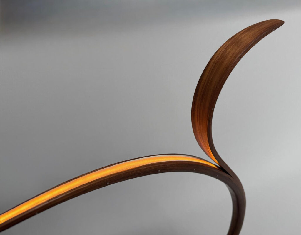 Veneer Laminations: Making a Sculptural Lamp with Marc Fish